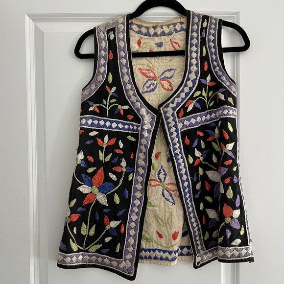 Authentic 1960's Embroidered Vest - Picture 1 of 4